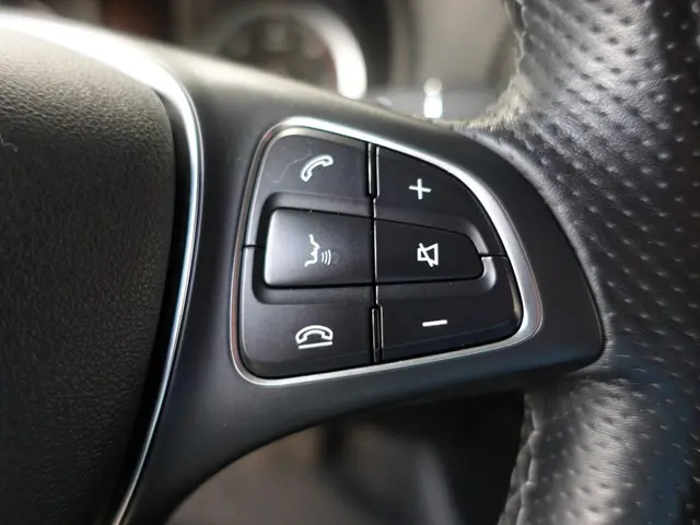 Mercedes-Benz Vito 114 CDI Lang 2023 Diesel 16