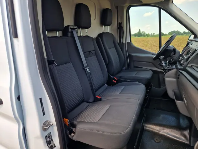 Ford Transit 350 2.0 TDCI L3H2 Trend 2022 Diesel 13