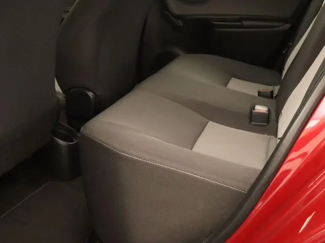 Toyota Yaris 1.5 VVT-i Aspiration 2017 Benzine 34