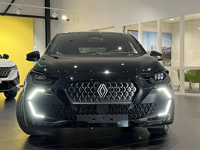 Renault Clio 1.8 Hybrid 160 techno 2026 Hybride Benzine 6