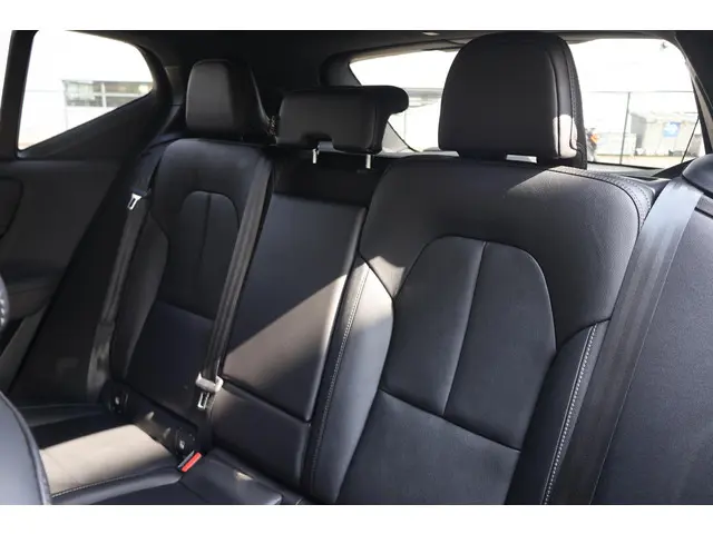 Volvo XC40 1.5 T5 Recharge R-Design 2020 Hybride Benzine 15