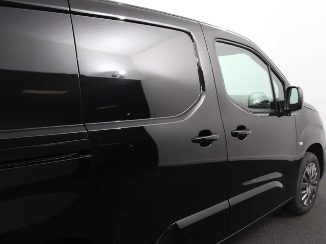 Peugeot Partner 1.5 BlueHDi 130 EAT8 S&S L2 2024 Diesel 19