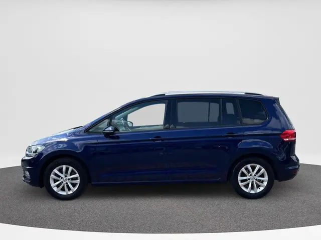 Volkswagen Touran 1.2 TSI Comfortline 7p 2016 Benzine 2