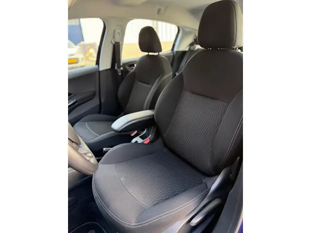 Peugeot 208 1.2 PureTech Blue Lion 2018 Benzine 40