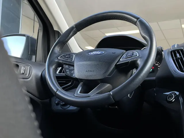 Ford Kuga 1.5 EcoBoost Titanium 2019 Benzine 13