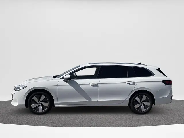 Volkswagen Passat Variant 1.5 eTSI Business 2024 Benzine 5