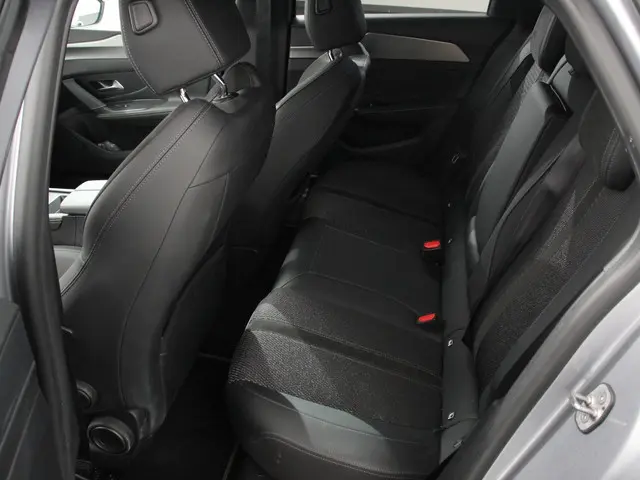 Peugeot 308 1.2 PureTech GT 2024 Benzine 11