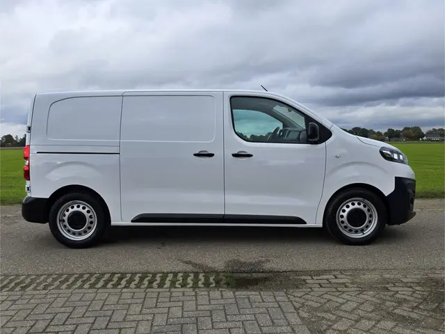 Fiat Scudo 2.0 MultiJet L2 H1 2022 Diesel 8