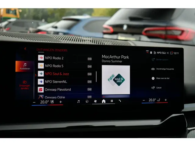 BMW 5 Serie Touring 520i M-Sport 2024 Benzine 48