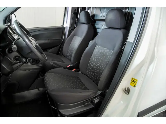 Opel Combo 1.3 CDTi L1H1 ecoFLEX Sport 2015 Diesel 22