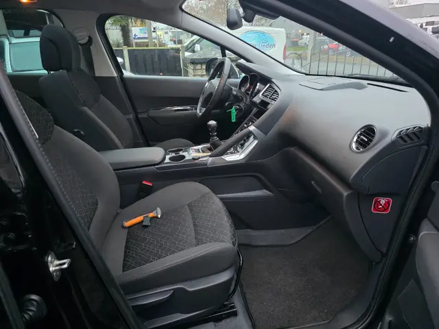 Peugeot 3008 1.2 PureTech Style Trekhaak 2016 Benzine 6