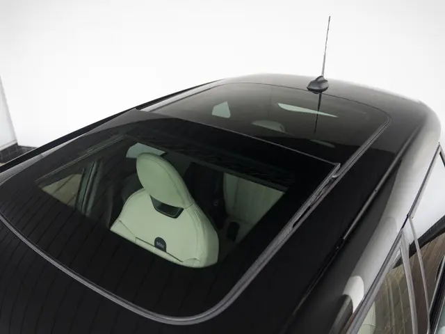 MINI 5-Deurs Cooper C 2025 Benzine 48