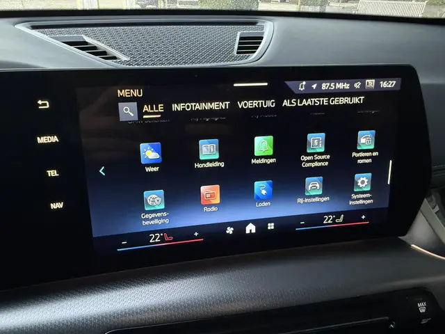 BMW X1 xDrive25e M SPORT 2025 Hybride Benzine 23