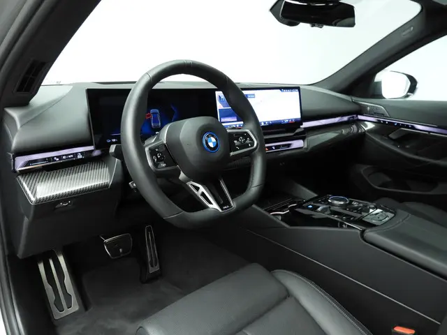 BMW i5 Sedan eDrive40 2024 Elektrisch 6