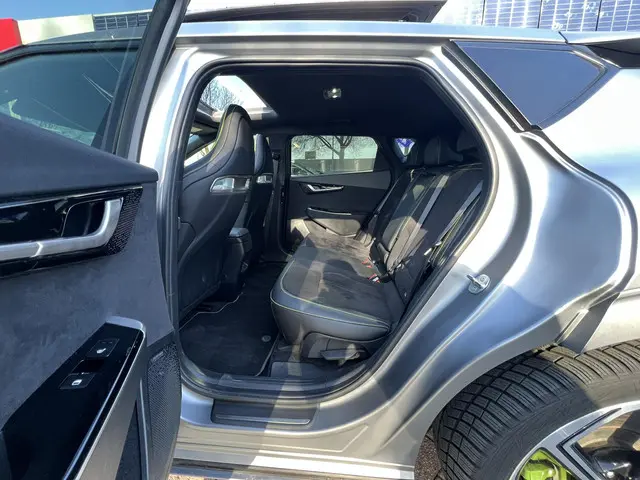 Kia EV6 GT AWD 77.4 kWh 2023 Elektrisch 10
