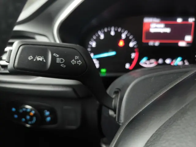 Ford Focus 1.0 EcoBoost Hybrid Active X 2024 Benzine 20