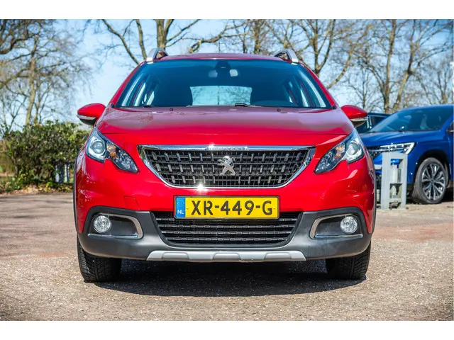 Peugeot 2008 1.2 PureTech Allure 2019 Benzine 3