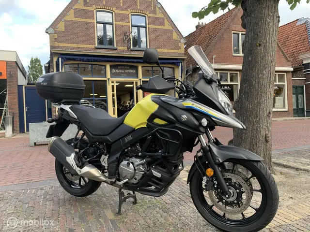 Suzuki V-Strom 3