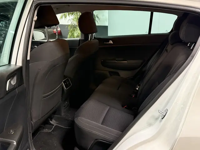 Kia Sportage 1.6 GDI DynamicLine // Camera // PDC 2018 Benzine 6