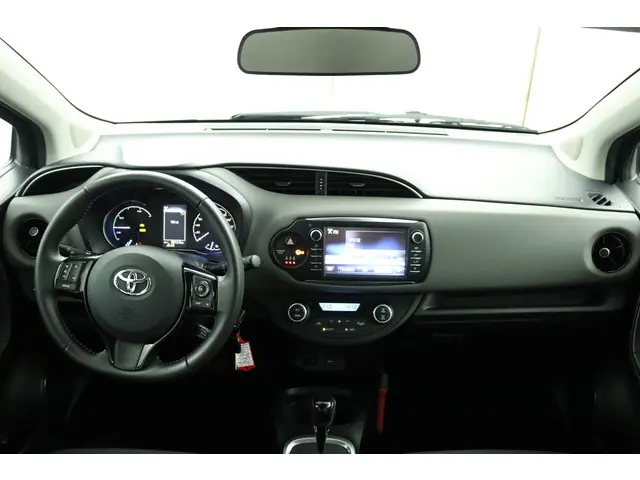 Toyota Yaris 1.5 Hybrid Active 2020 Hybride Benzine 51