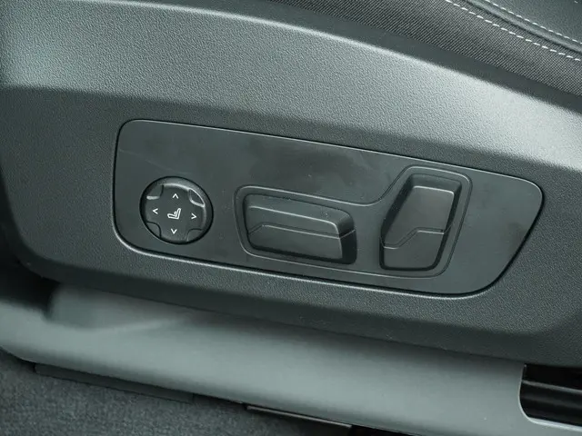 BMW X1 xDrive23i 2026 Benzine 23