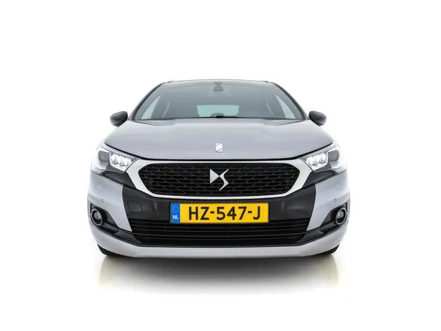 DS DS 4 2