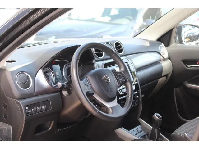 Suzuki Vitara 1.0 ECC//NAVI//CAMERA!! 2020 Benzine 4