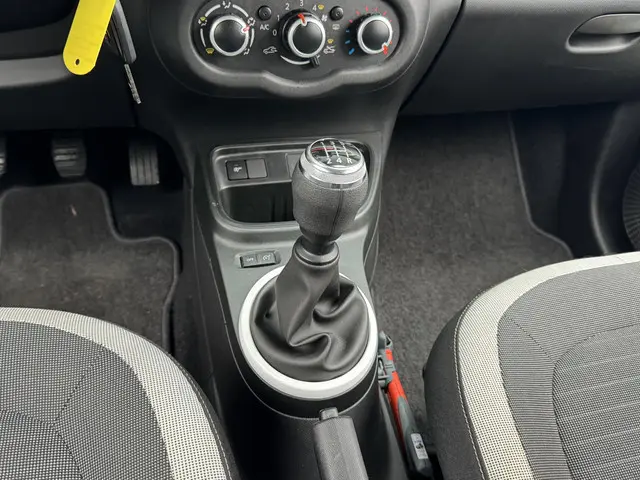 Renault Twingo 1.0 SCE COLLECTION 2021 Benzine 22