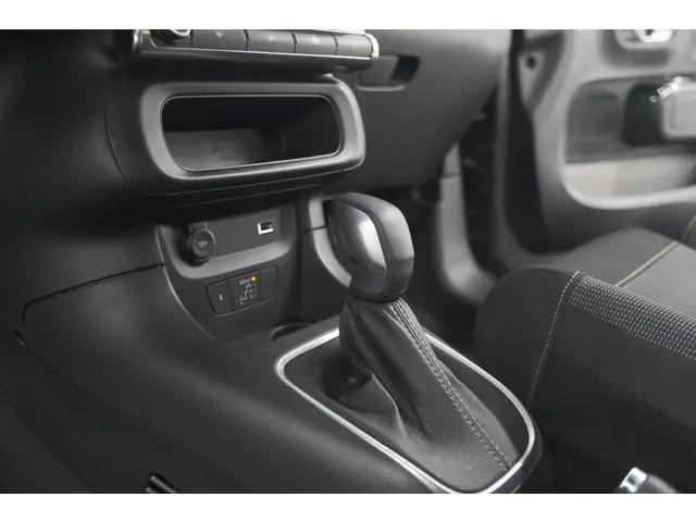 Citroën C3 PureTech 110 EAT6 C-Series 2024 Benzine 38