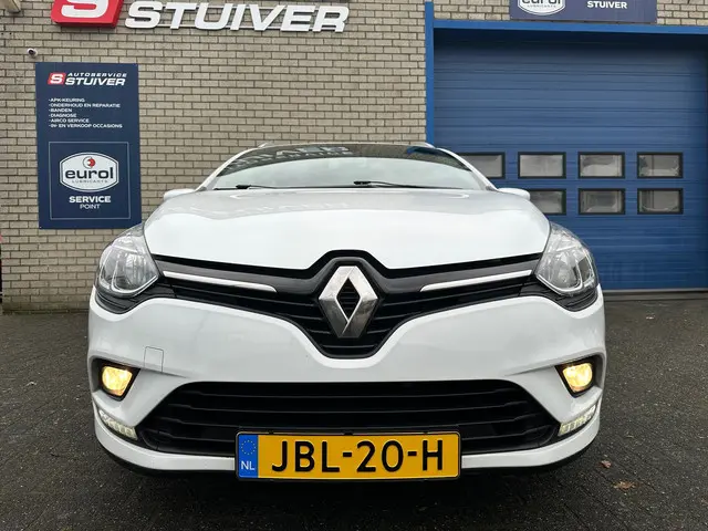 Renault Clio Estate 0.9 TCe Bose 2020 Benzine 2