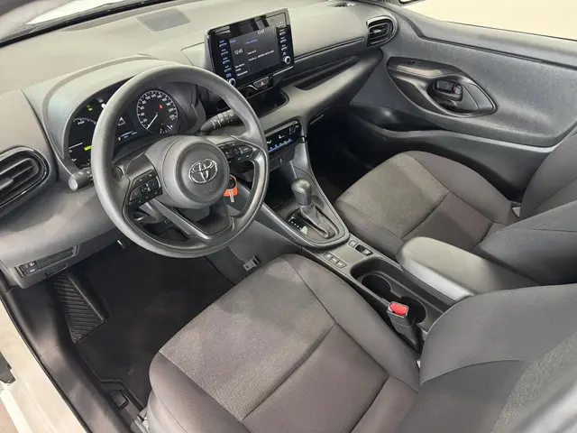 Toyota Yaris 1.5 Hybrid Active 2022 Hybride Benzine 19
