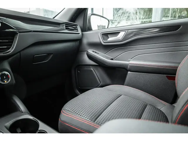 Ford Kuga 2.5 PHEV ST-Line 2023 Hybride Benzine 16