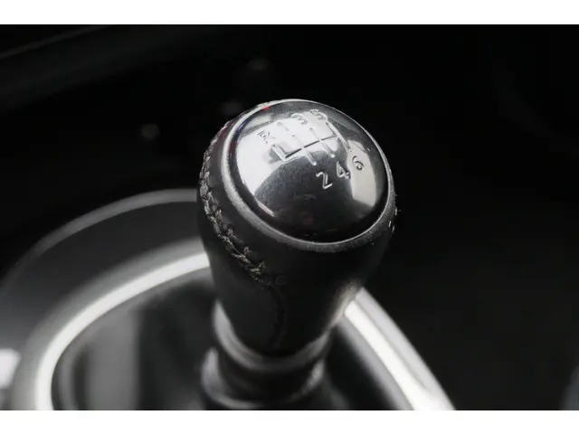 Nissan Juke 1.2 DIG-T S/S Connect Edition 2015 Benzine 43