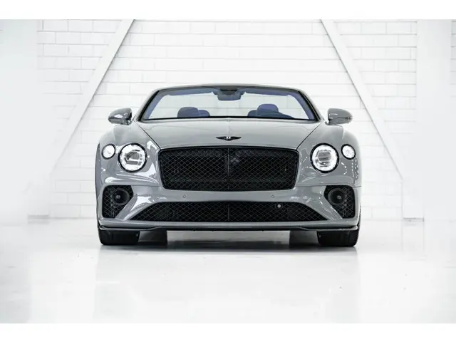 Bentley Continental GT GTC W12 Speed 2023 Benzine 19