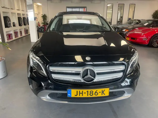 Mercedes-Benz GLA 200 Ambition 2016 Benzine 3