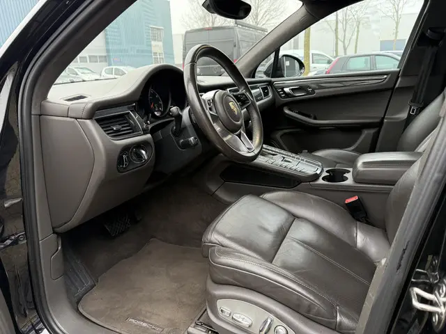 Porsche Macan 3.6 Turbo 2015 Benzine 2