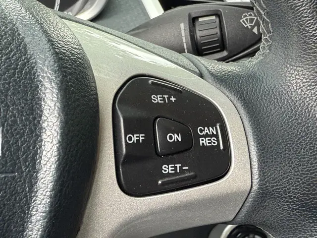 Ford Fiesta 1.25 Titanium 2012 Benzine 19