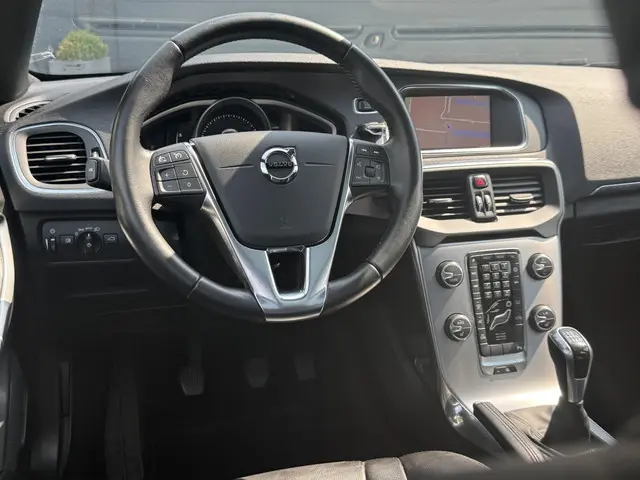 Volvo V40 2.0 T2 Nordic+ 2018 Benzine 11