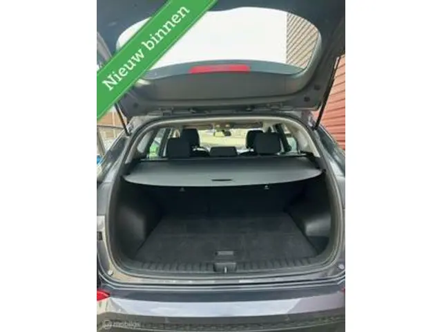Hyundai Tucson 1.6 GDi i-Motion 2016 Benzine 18