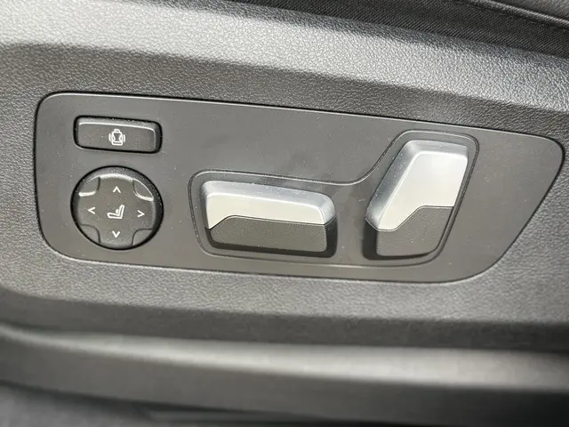 BMW X5 xDrive45e High Executive 2021 Hybride Benzine 7