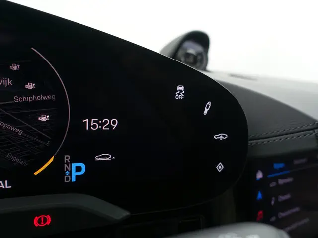 Porsche Taycan Cross Turismo 4S 84 kWh 2022 Elektrisch 26