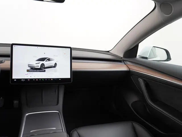 Tesla Model 3 Long Range RWD 75 kWh 2023 Elektrisch 25