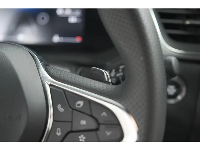 Renault Captur Mild Hybrid 160 EDC Techno 2025 Benzine 33