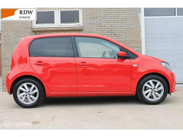 SEAT Mii 1.0 Sport Dynamic 2015 Benzine 10