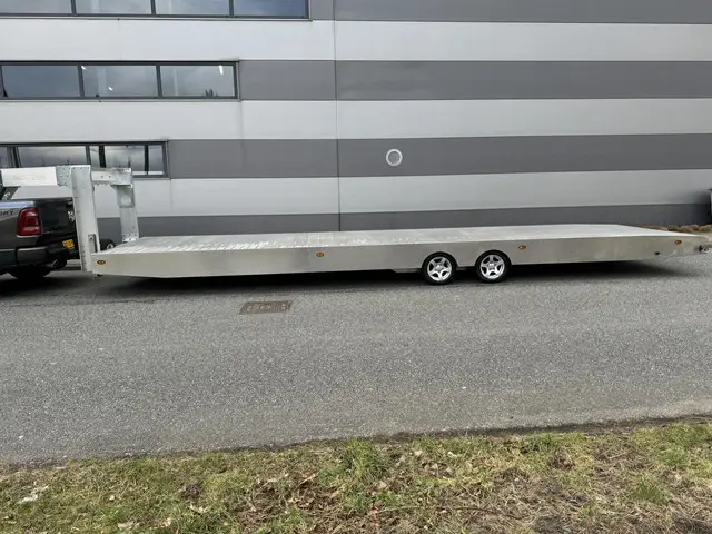 Dodge Ram 1500 5.7 V8 4x4 Crew Cab Limited 2023 Benzine 4
