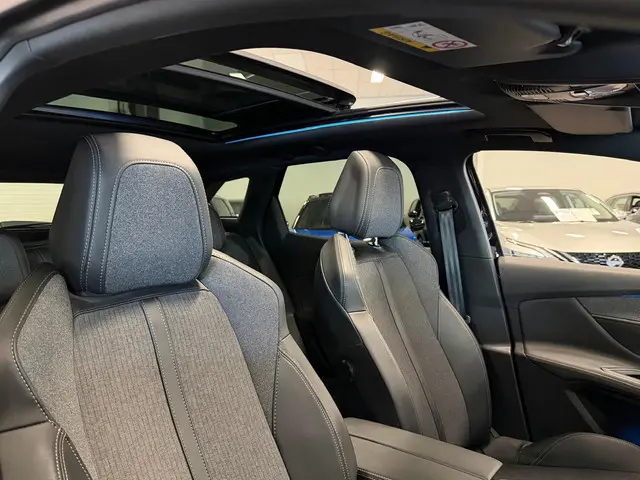 Peugeot 3008 1.2 PureTech GT Line 2020 Benzine 20