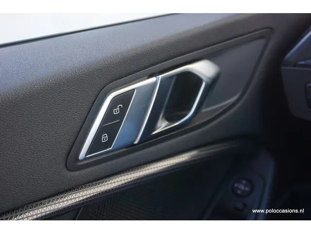 BMW 1 Serie 118i 2021 Benzine 28