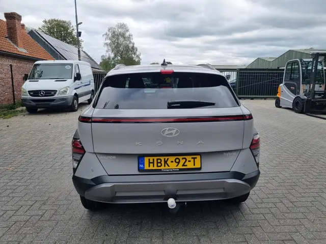 Hyundai Kona 1.6 GDI HEV Comf. S. 2025 Hybride Benzine 4