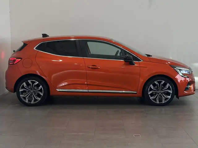 Renault Clio 1.0 TCe 100 Intens 2020 Benzine 16
