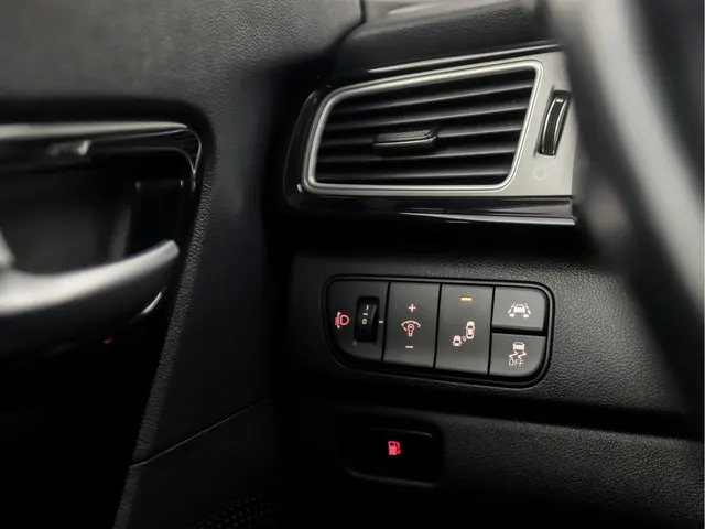 Kia Niro 1.6 GDi Hybrid Sport 2016 Hybride Benzine 25